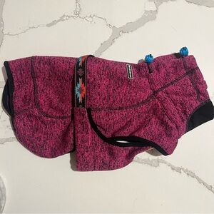 Wilderdog Fleece Jacket for Dogs. Size S. Color: berry